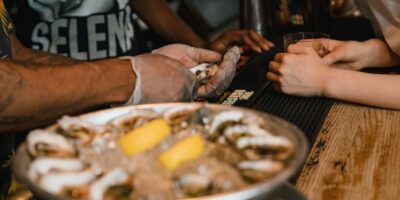 Delatnost pripremanja i posluživanja hrane i pića