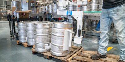 Trgovina na veliko alatnim mašinama