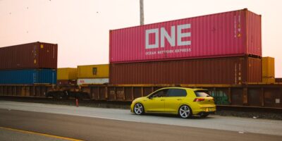 Kopneni saobraćaj i cevovodni transport