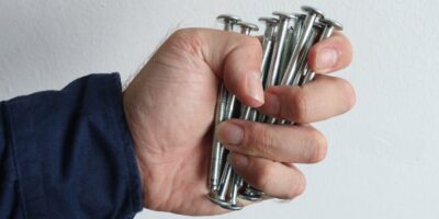 Popravka predmeta za ličnu upotrebu i upotrebu u domaćinstvu