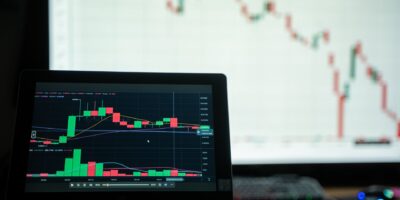 Pomoćne delatnosti u pružanju finansijskih usluga, osim osiguranja i penzijskih fondova