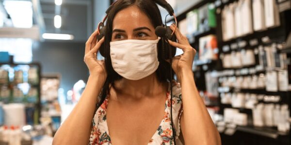 Trgovina na malo predmetima za kulturu i rekreaciju u specijalizovanim prodavnicama