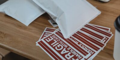 Poštanske aktivnosti