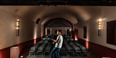Delatnosti umetničkog stvaralaštva i scenskih umetnosti