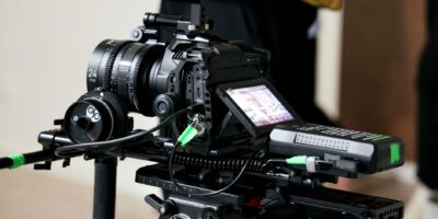 Kinematografska i televizijska produkcija i distribucija