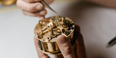 Proizvodnja mernih instrumenata za ispitivanje i satova